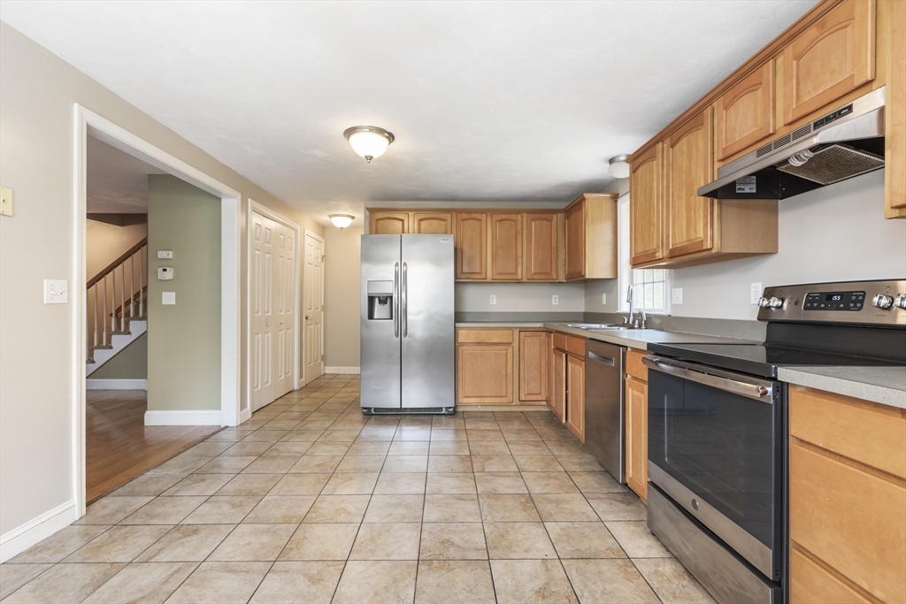 451 Ne Main St 451