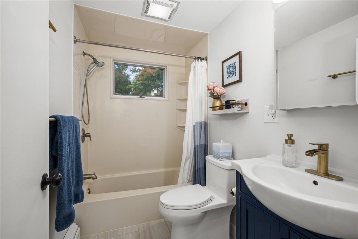 58 Putnam Hill Rd, Sutton, MA, 58 Putnam Hill Rd, Sutton, MA Photo #16