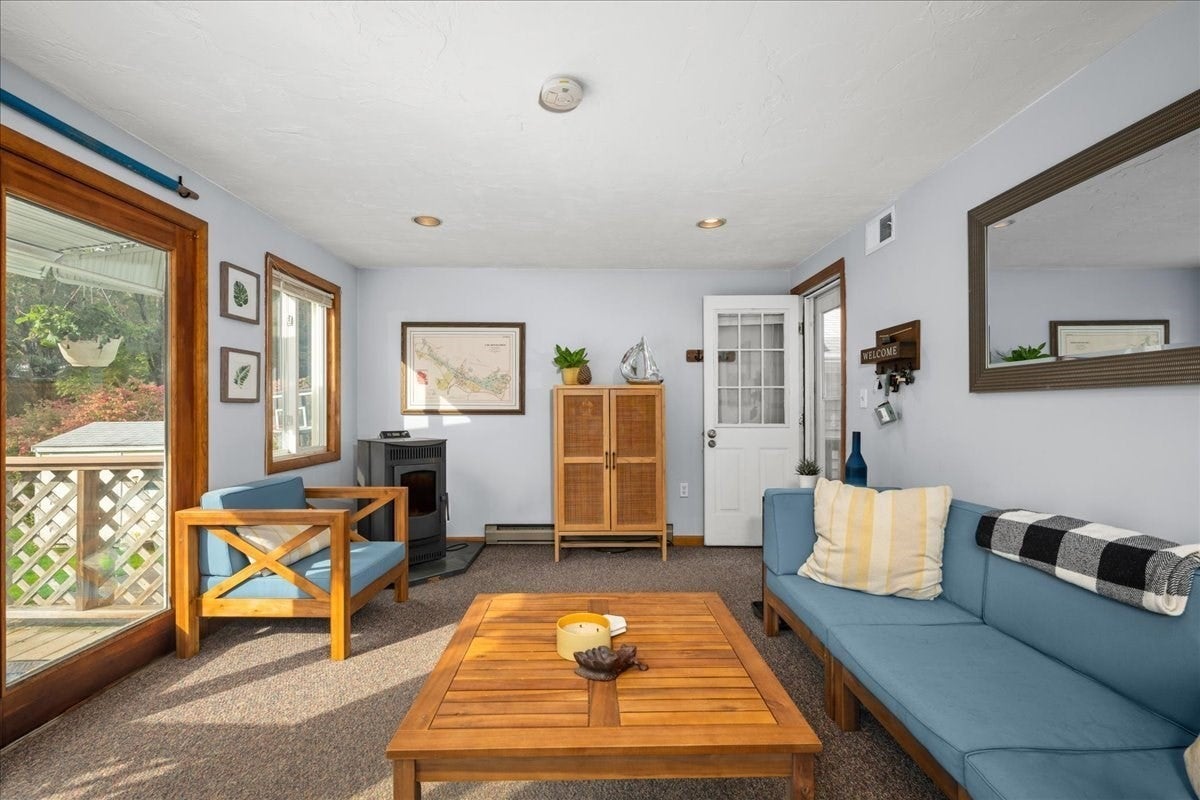 58 Putnam Hill Rd, Sutton, MA, 58 Putnam Hill Rd, Sutton, MA Photo #9