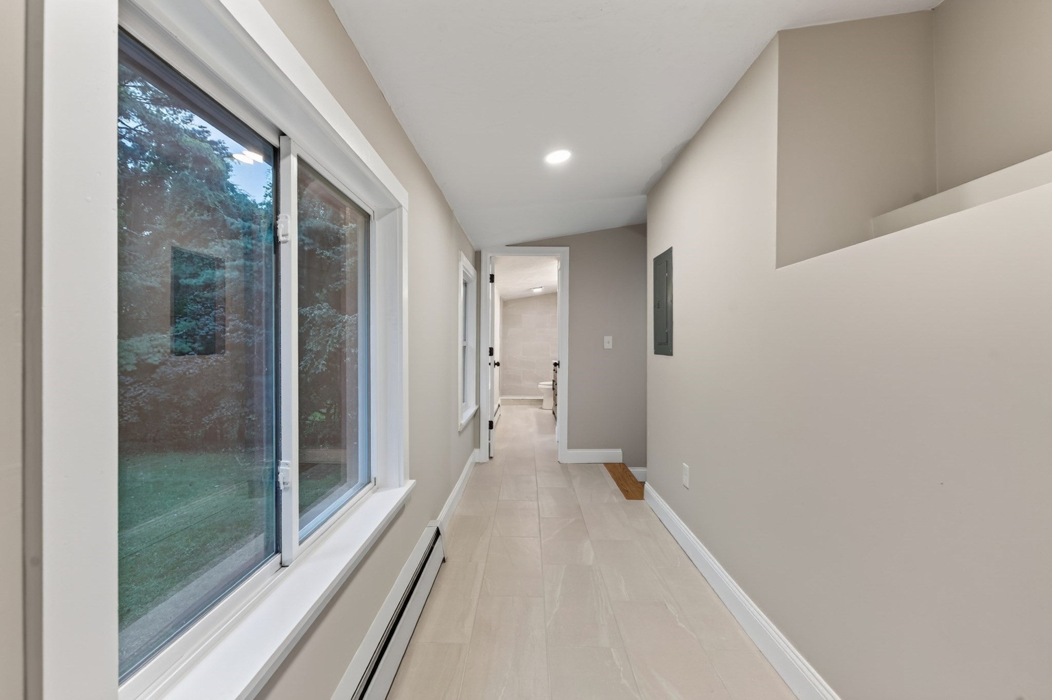 18 Elbridge Rd, Auburn, MA, 18 Elbridge Rd, Auburn, MA Photo #16