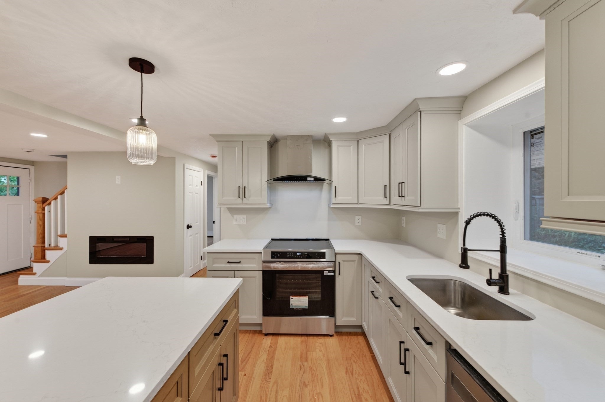 18 Elbridge Rd, Auburn, MA, 18 Elbridge Rd, Auburn, MA Photo #11