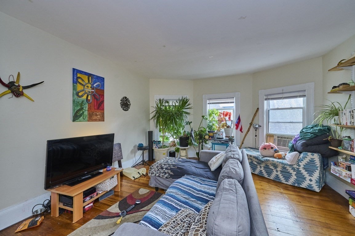 11 Wolcott Street, Boston, MA Photo #9