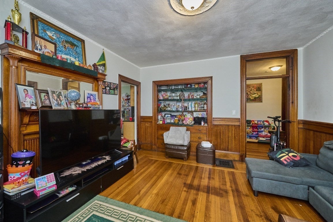 11 Wolcott Street, Boston, MA Photo #11