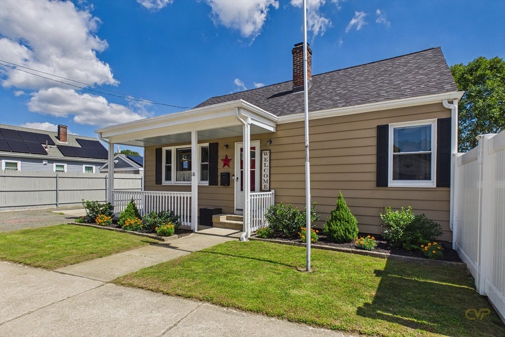 118 Somerset St, New Bedford, MA, 118 Somerset St, New Bedford, MA Photo #2