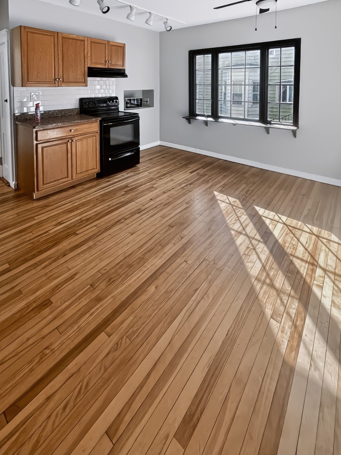 9 Greendale AVE #1, Worcester, MA Photo #14
