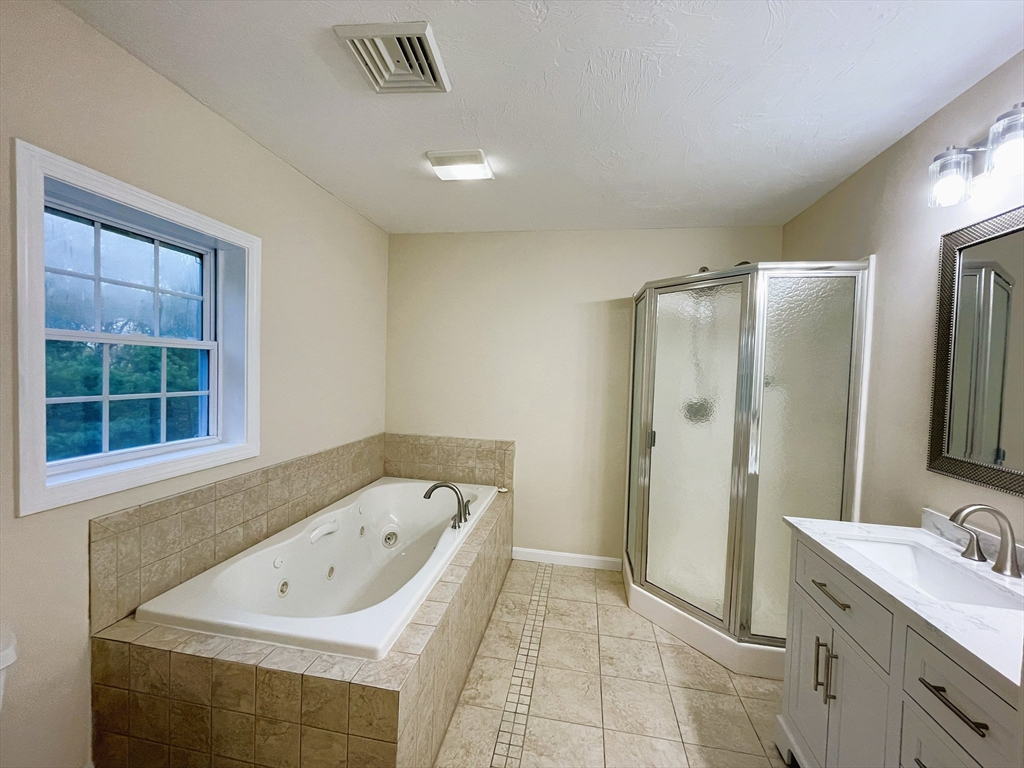 44 New Boston Rd, Dudley, MA Photo #18