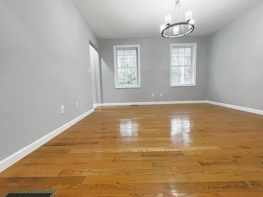 44 New Boston Rd, Dudley, MA Photo #17