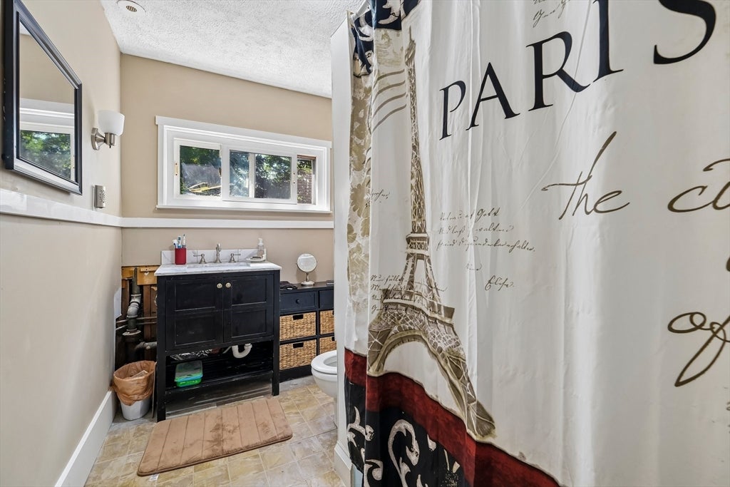 114 Rich St, Gardner, MA Photo #29