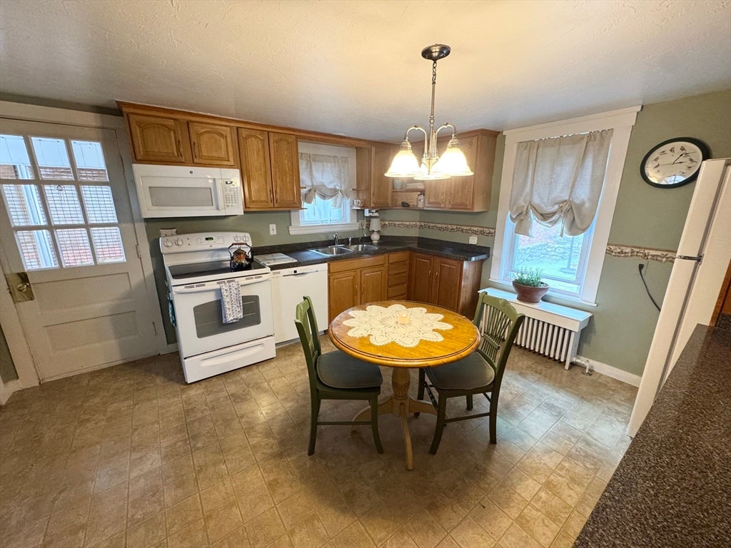 349 Parker St, Gardner, MA, 349 Parker St, Gardner, MA Photo #7