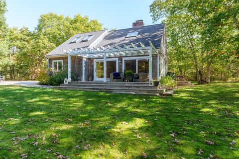 Single Family Residence in West Tisbury MA 46 Crow Hollow Road.jpg