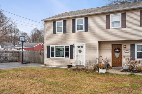 125 Saint Andre Dr Uxbridge MA 01569