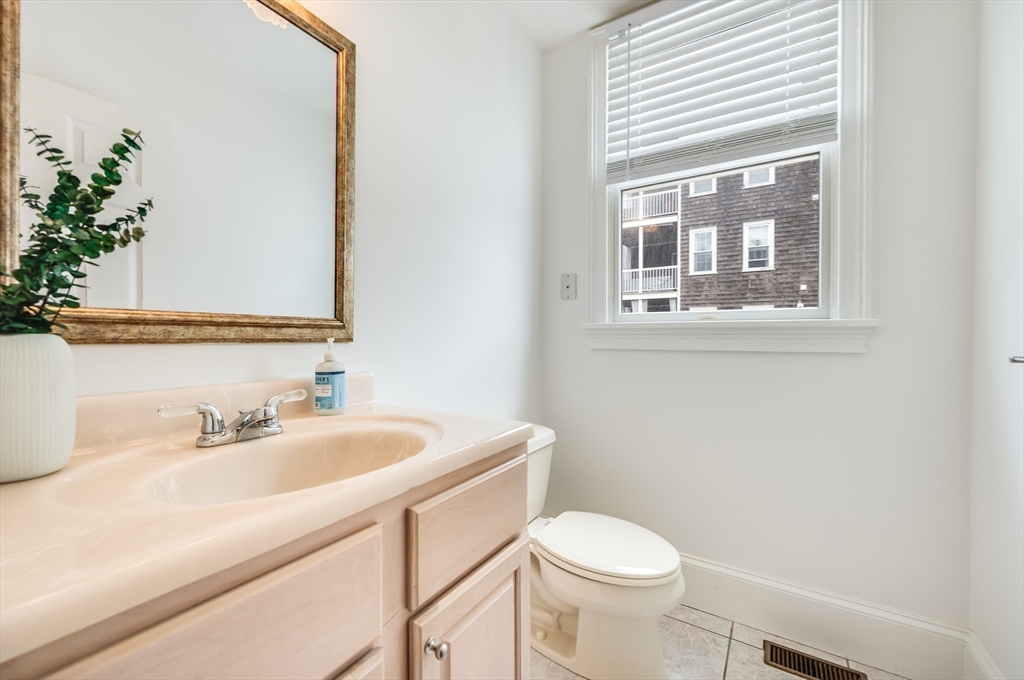 1520 Columbia Rd #2, Boston, MA Photo #10