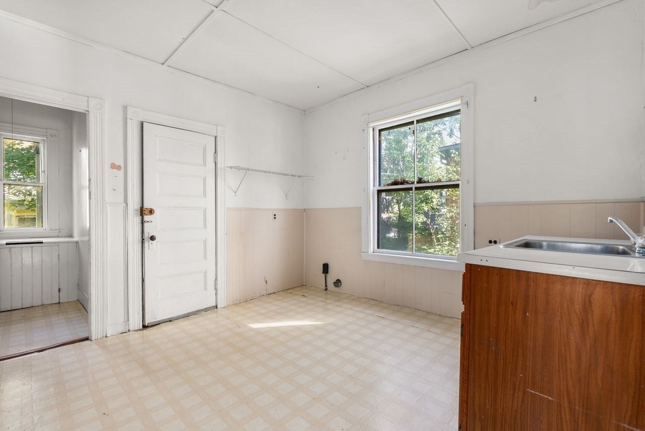 52 Burnside Ave, Somerville, MA, 52 Burnside Ave, Somerville, MA Photo #12