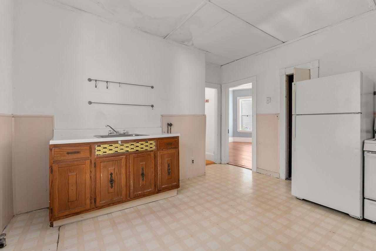 52 Burnside Ave, Somerville, MA, 52 Burnside Ave, Somerville, MA Photo #11