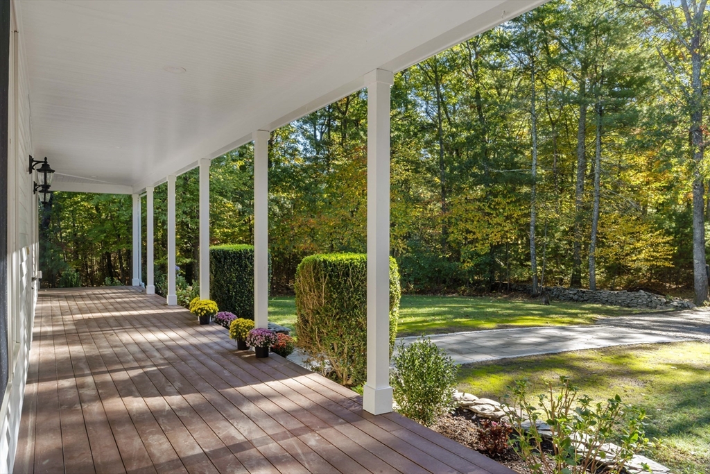 7 Brayton Woods Drive