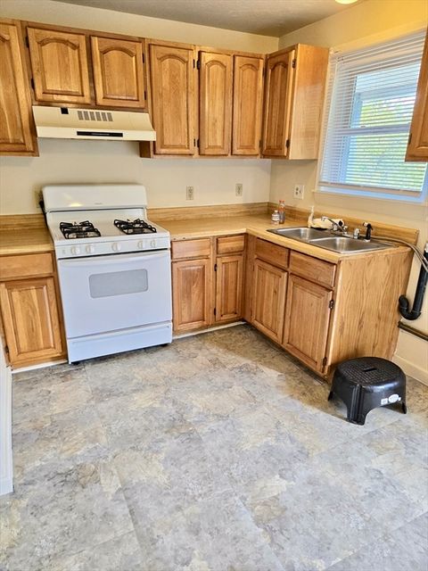 Photo of 27 Morris Street #3, Southbridge, MA 01550 (MLS # 73522571)