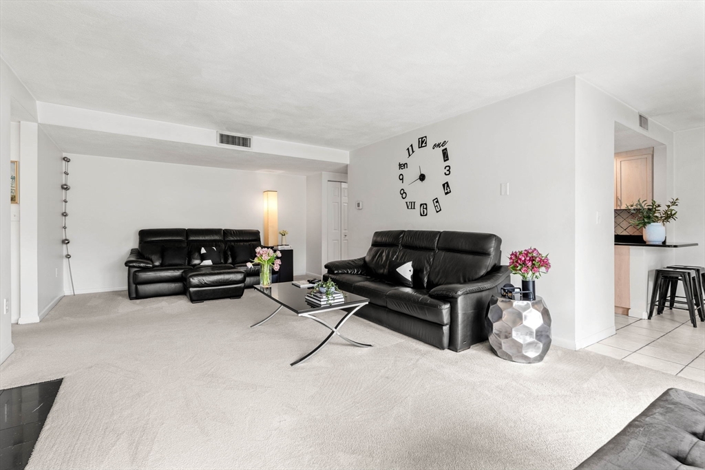 1100 Salem ST #65, Lynnfield, MA Photo #8