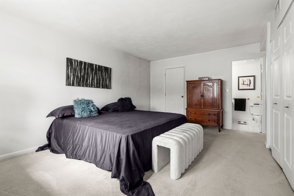 1100 Salem ST #65, Lynnfield, MA Photo #20
