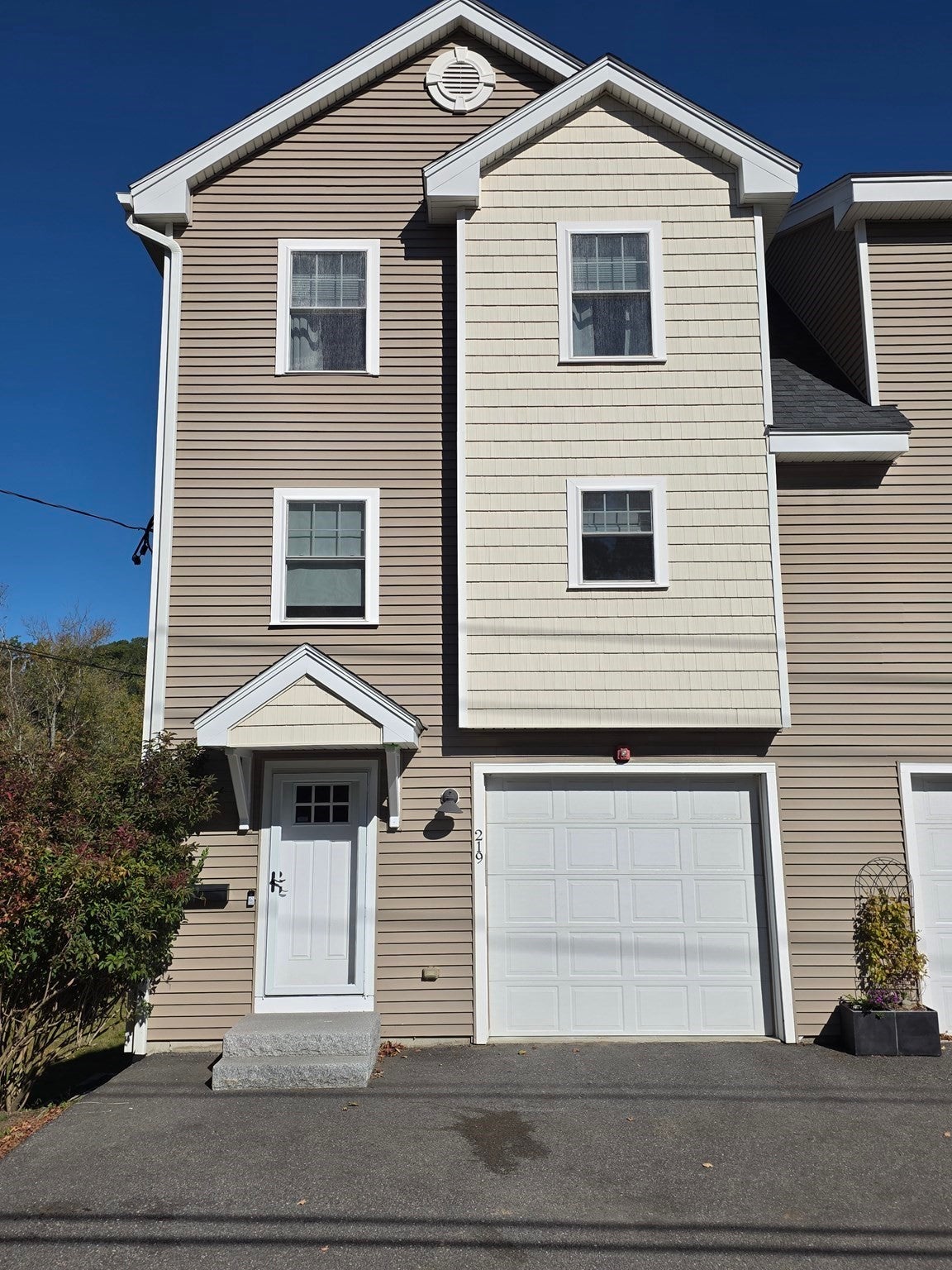 219 Main Street #1, Maynard, MA, 219 Main Street #1, Maynard, MA Photo #1