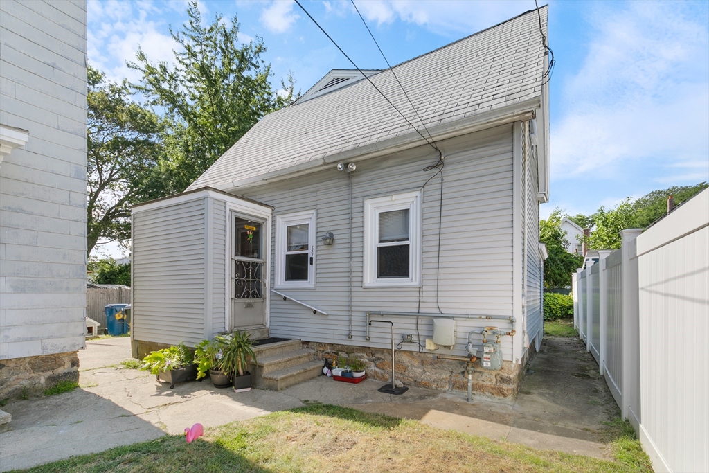 59 Kingston