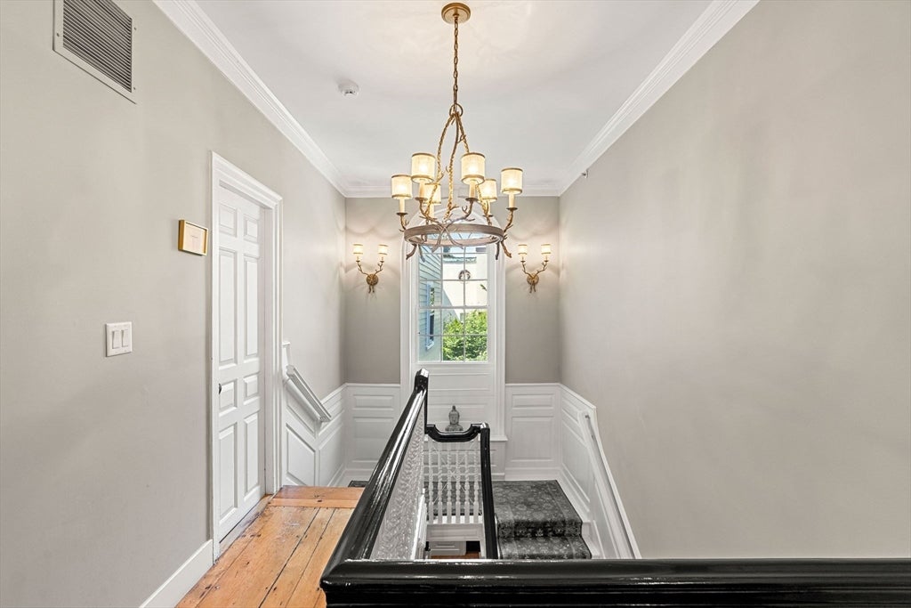 314 Essex St, Salem, MA Photo #18
