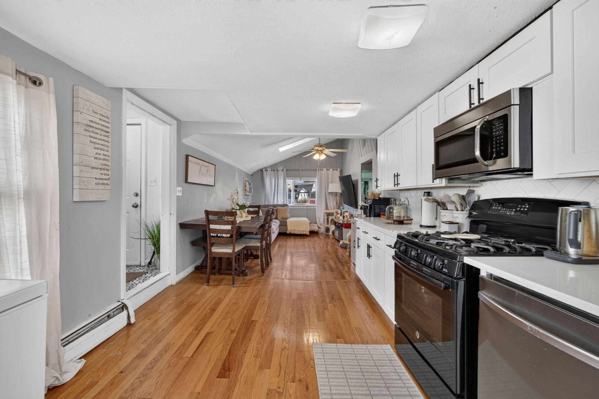 14 Bay Rd, Revere, MA, 14 Bay Rd, Revere, MA Photo #15
