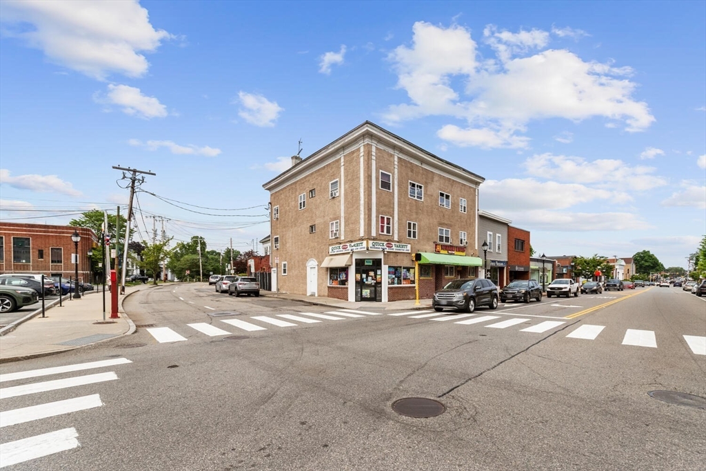 605-607 Main St