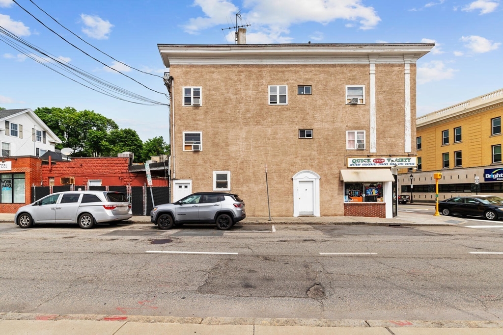 605-607 Main St