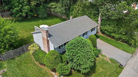 5 Abell Ave Ipswich MA 01938