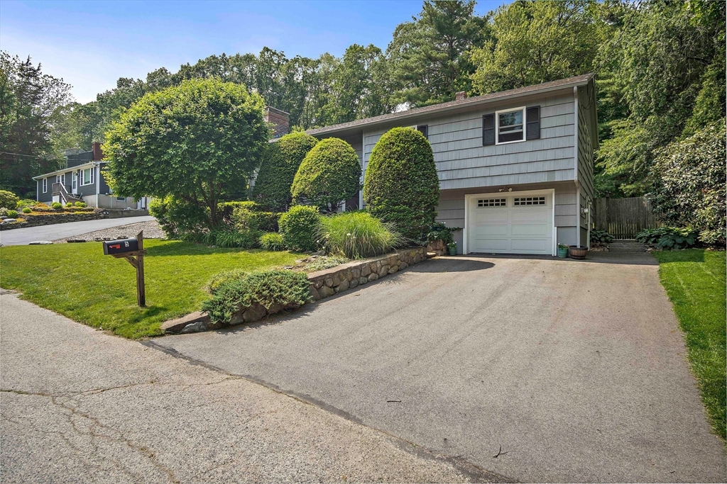5 Abell Ave