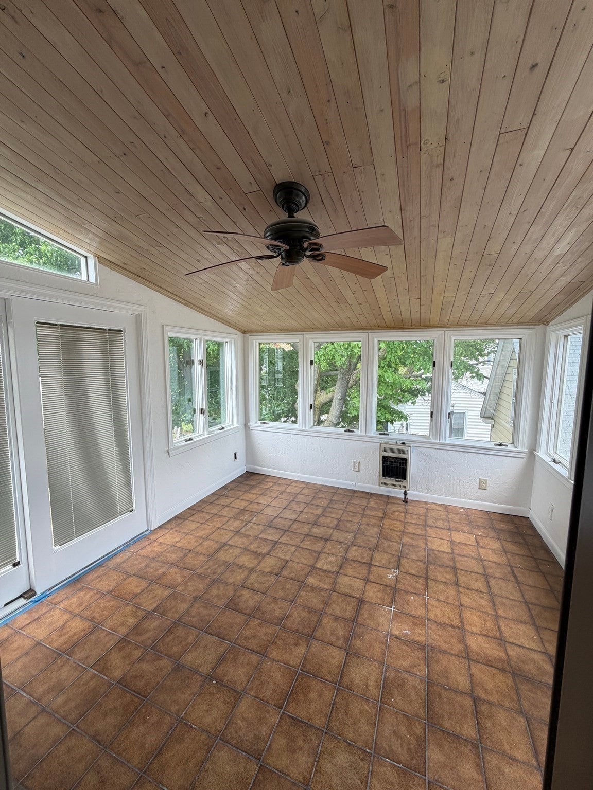 15 Linwood ST #2, Saugus, MA, 15 Linwood ST #2, Saugus, MA Photo #9