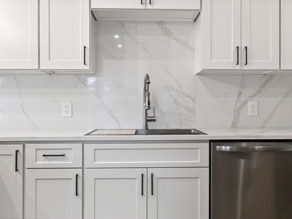 60 Stanley Street 101