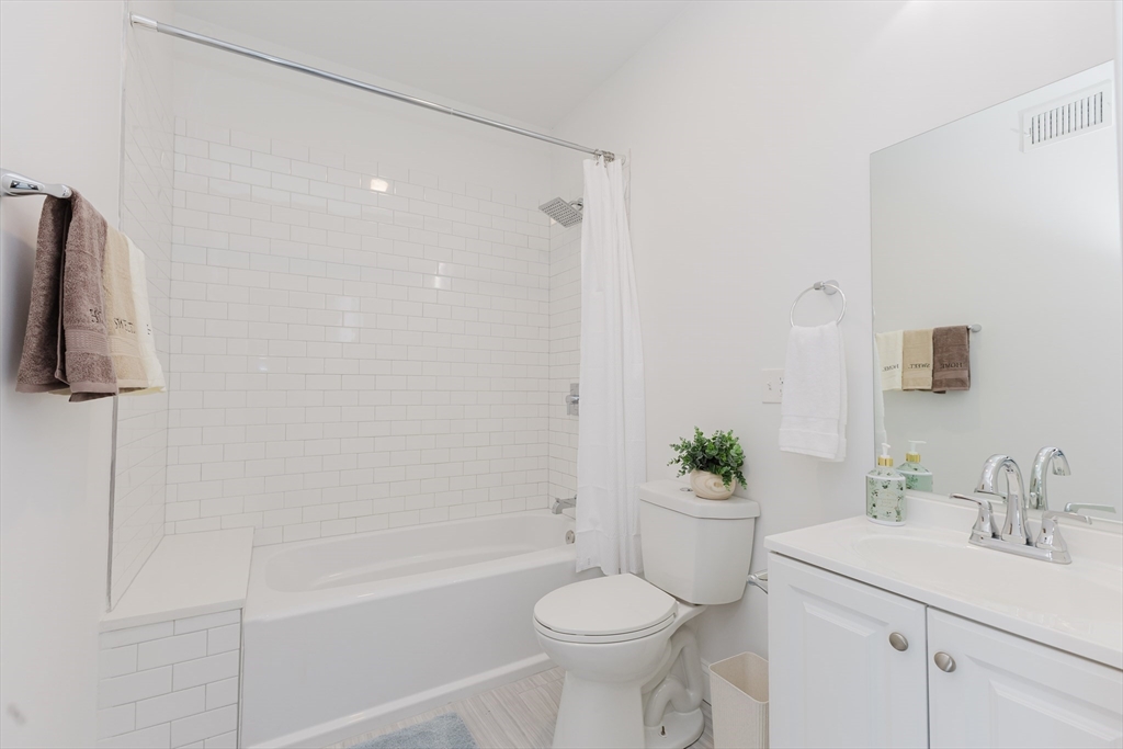 92-94 George St #203, Boston, MA Photo #21