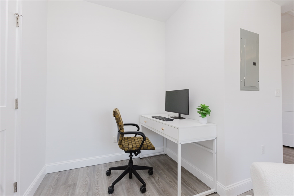 92-94 George St #203, Boston, MA Photo #14