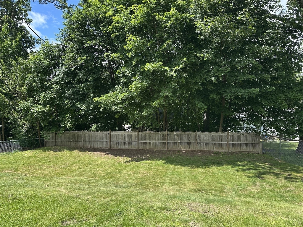 10 Marilyn Dr