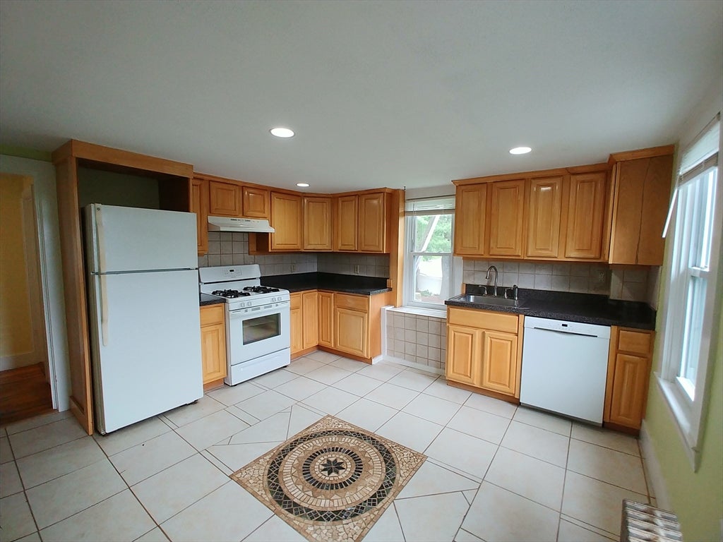 77 Hudson St 2