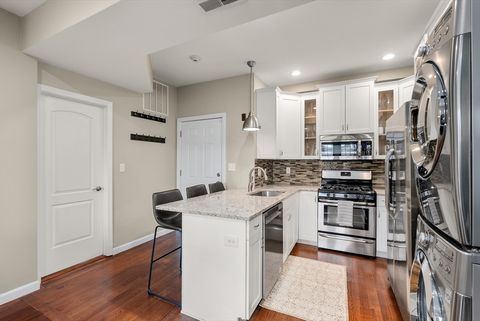 81 Broadway 11 Chelsea MA 02150