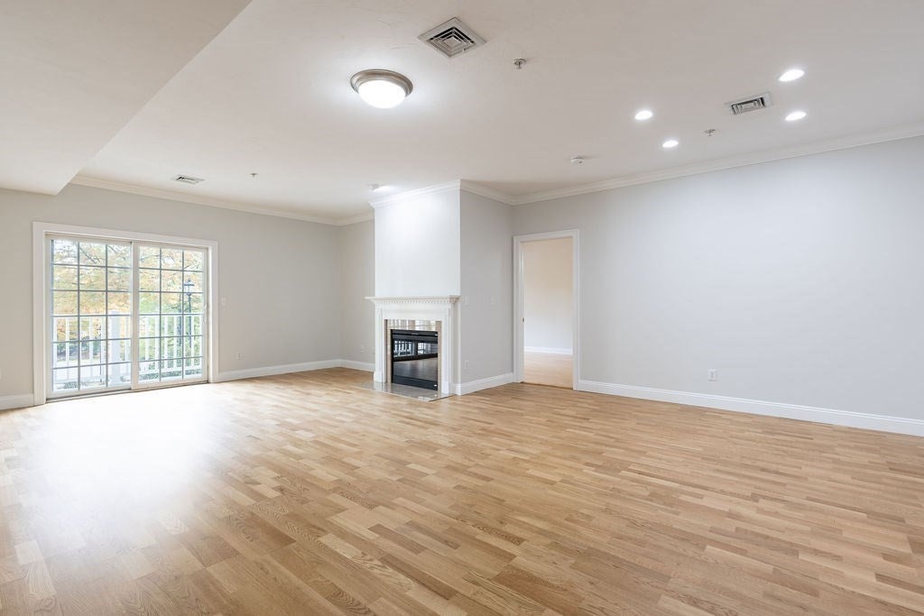 1 Lenox ST #111, Norwood, MA, 1 Lenox ST #111, Norwood, MA Photo #3
