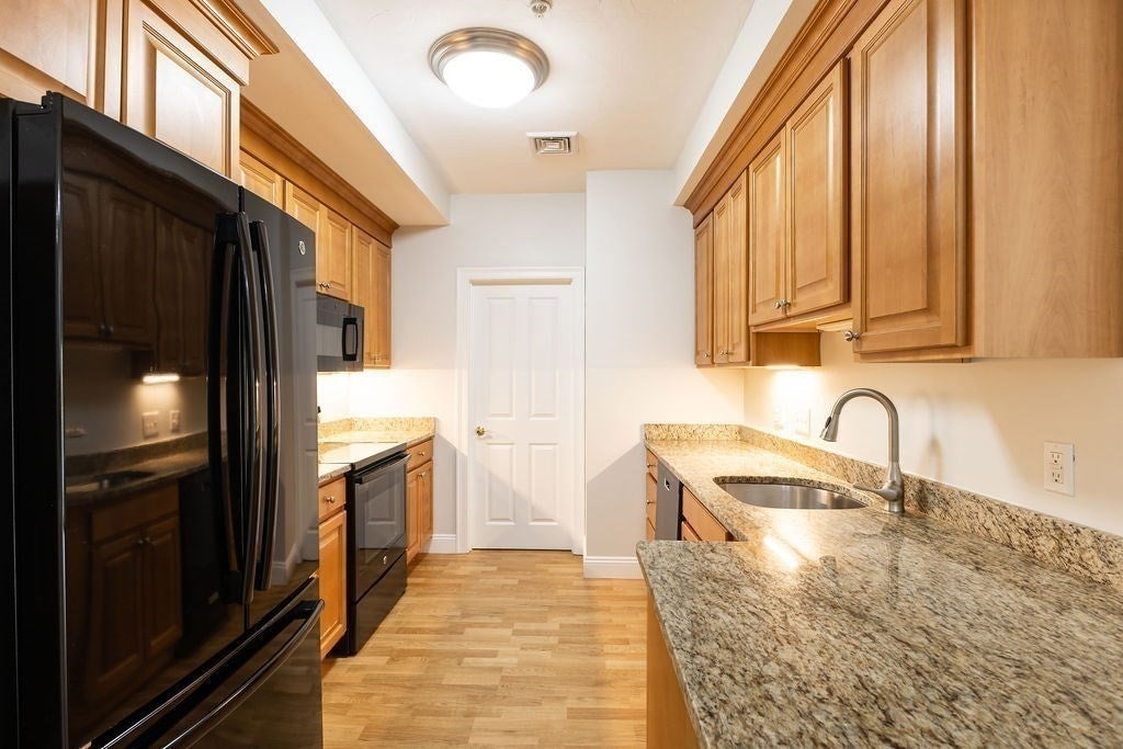1 Lenox ST #111, Norwood, MA, 1 Lenox ST #111, Norwood, MA Photo #13
