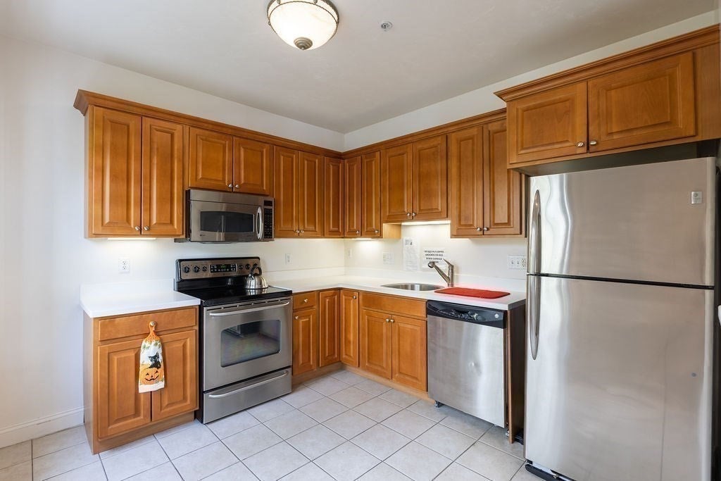 1 Lenox ST #111, Norwood, MA, 1 Lenox ST #111, Norwood, MA Photo #29