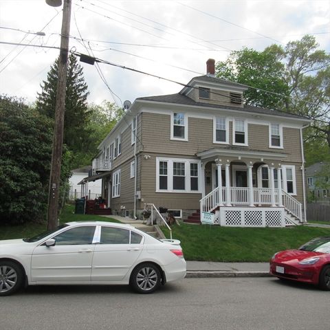 85-87 Belrose Ave Lowell MA 01852