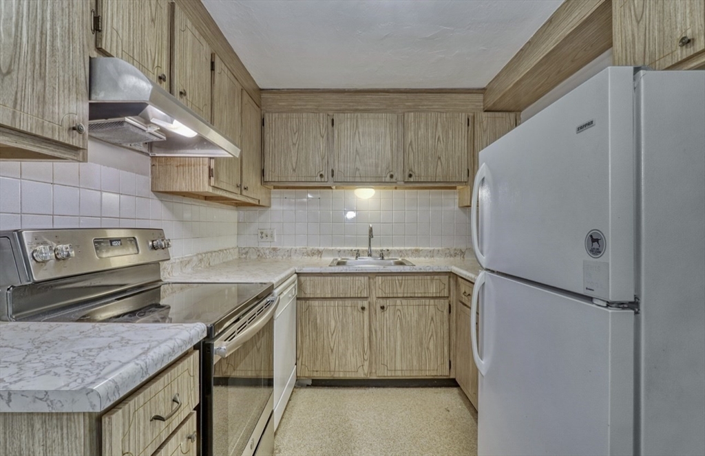 58 Jacqueline Rd 3