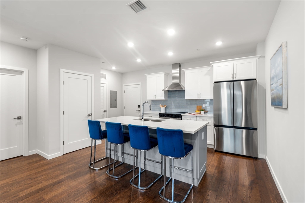 267 Old Colony 510