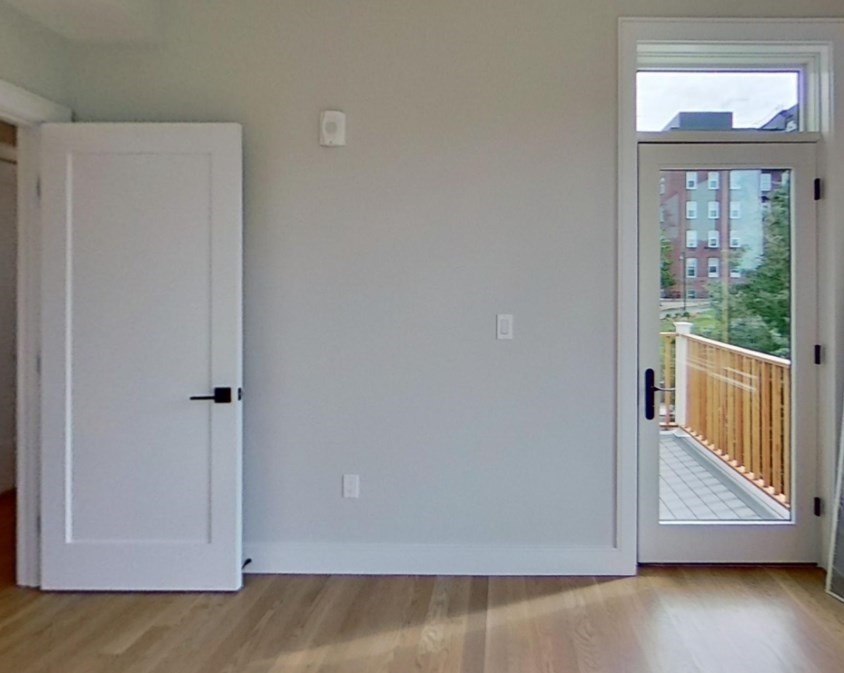 104-106 Warren St. 5