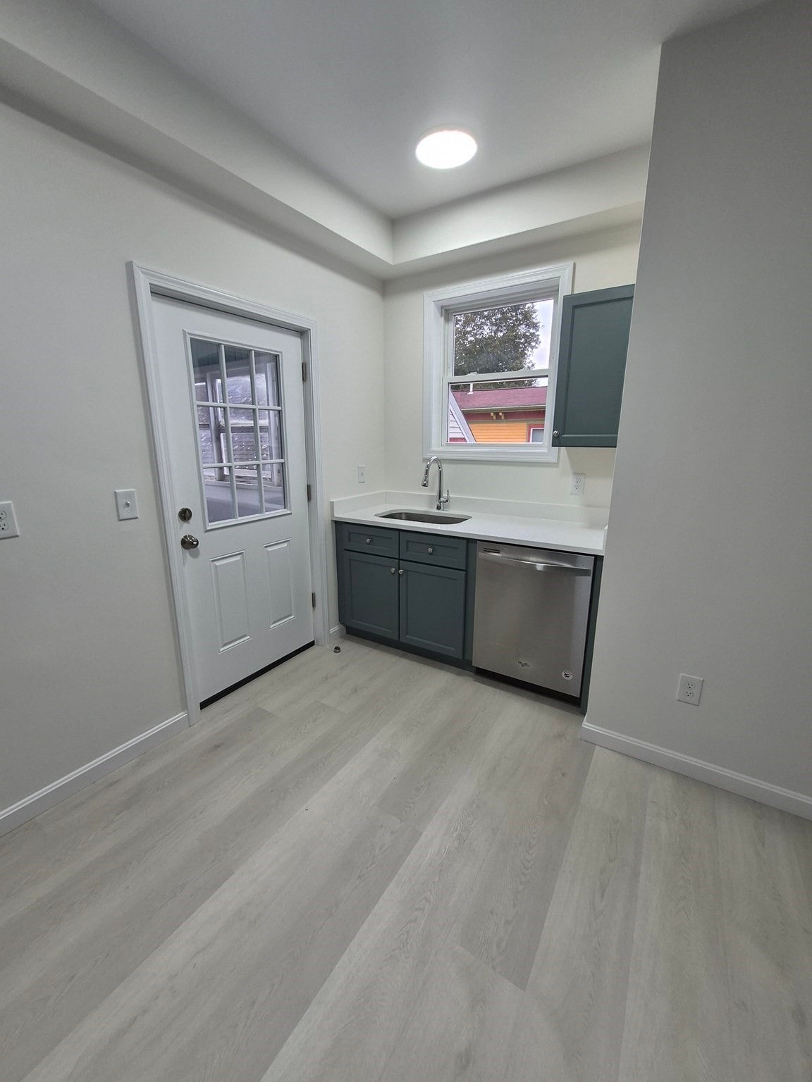 68 Newton St #2, Marlborough, MA, 68 Newton St #2, Marlborough, MA Photo #4