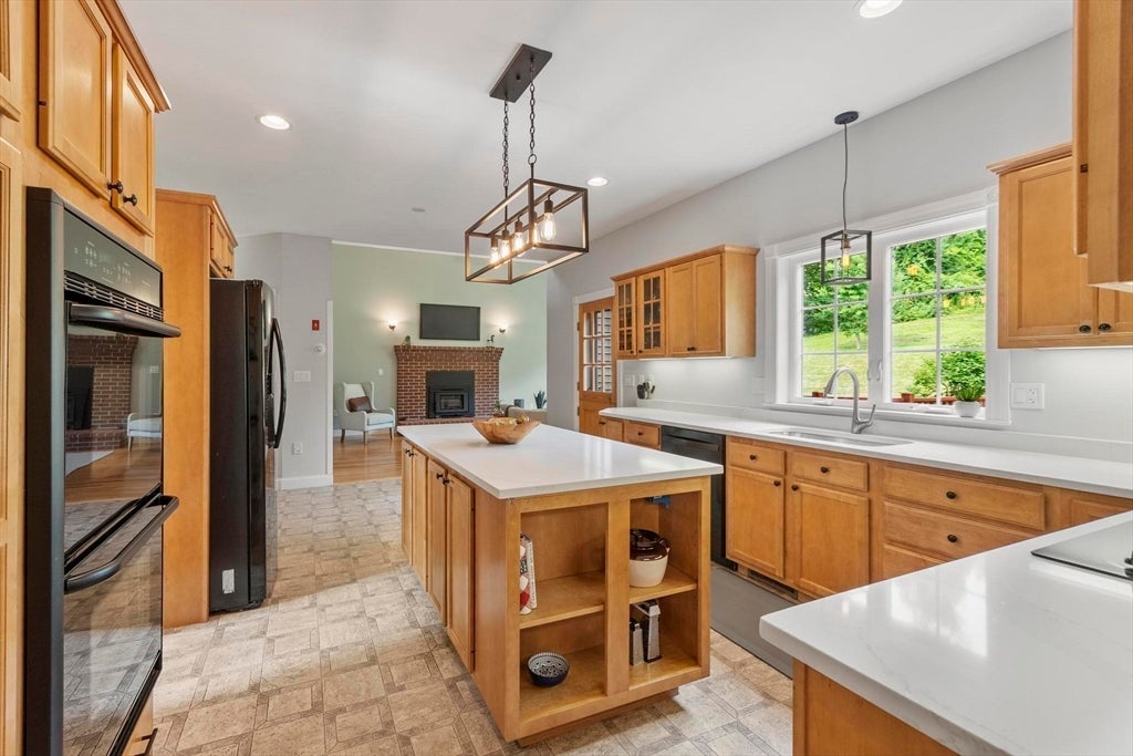 20 Wood Street, Groveland, MA Photo #11