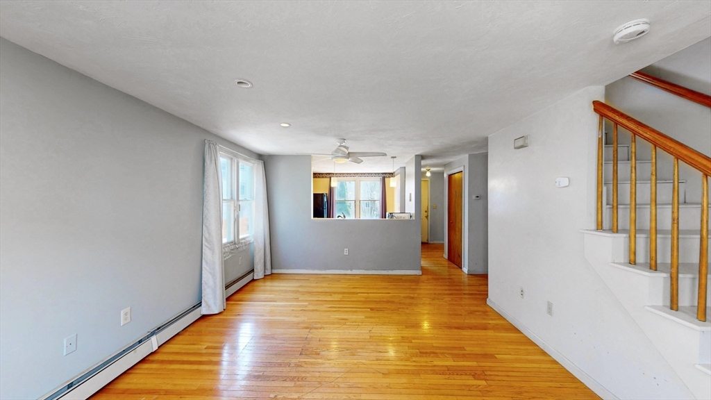 13-15 Torrey St 2