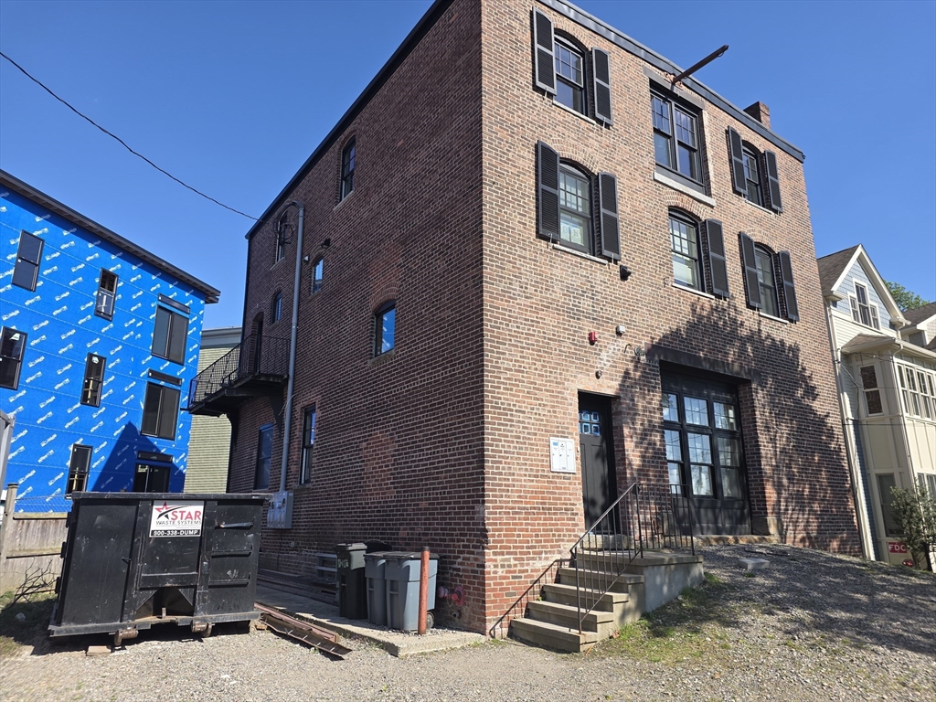 14 Meehan St