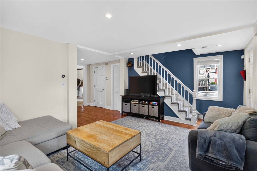 6 Carter Pl, Woburn, MA, 6 Carter Pl, Woburn, MA Photo #6