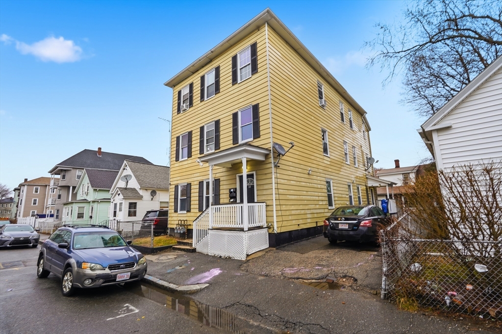 14-14 1/2 Hacker Street